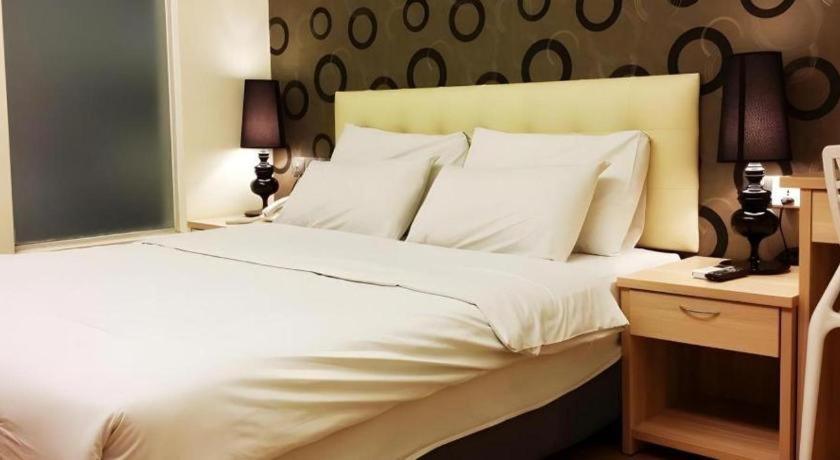 I-Hotel @ Johor Bahru Esterno foto