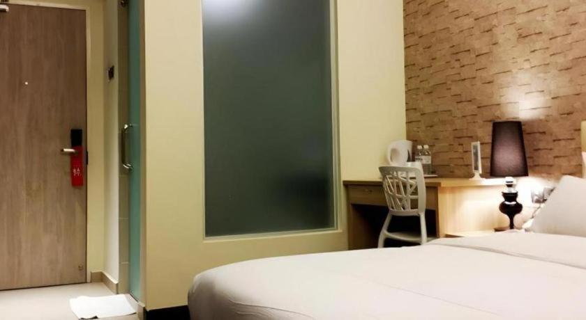 I-Hotel @ Johor Bahru Esterno foto