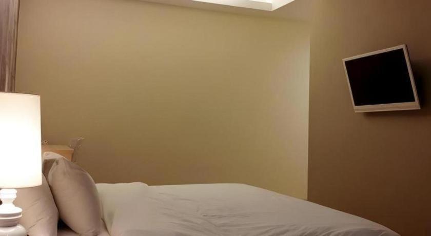 I-Hotel @ Johor Bahru Esterno foto