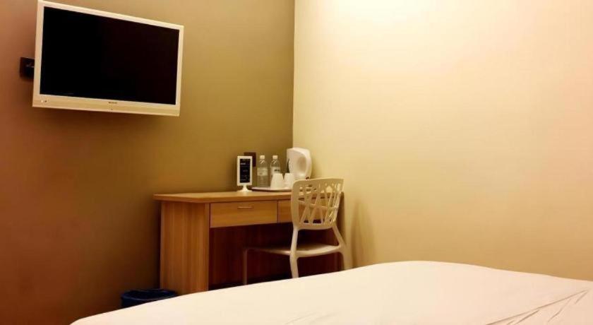 I-Hotel @ Johor Bahru Esterno foto