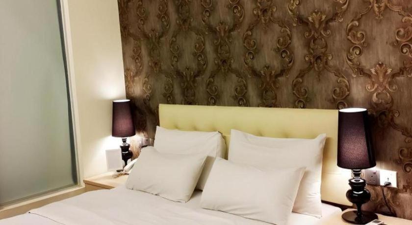 I-Hotel @ Johor Bahru Esterno foto